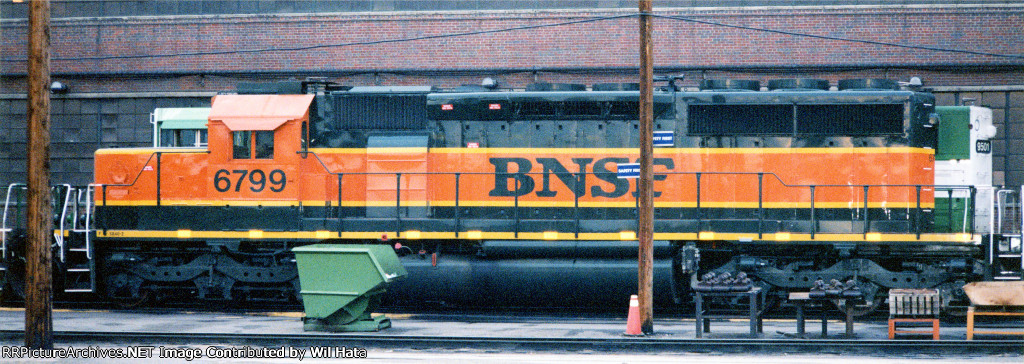 BNSF SD40-2 6799